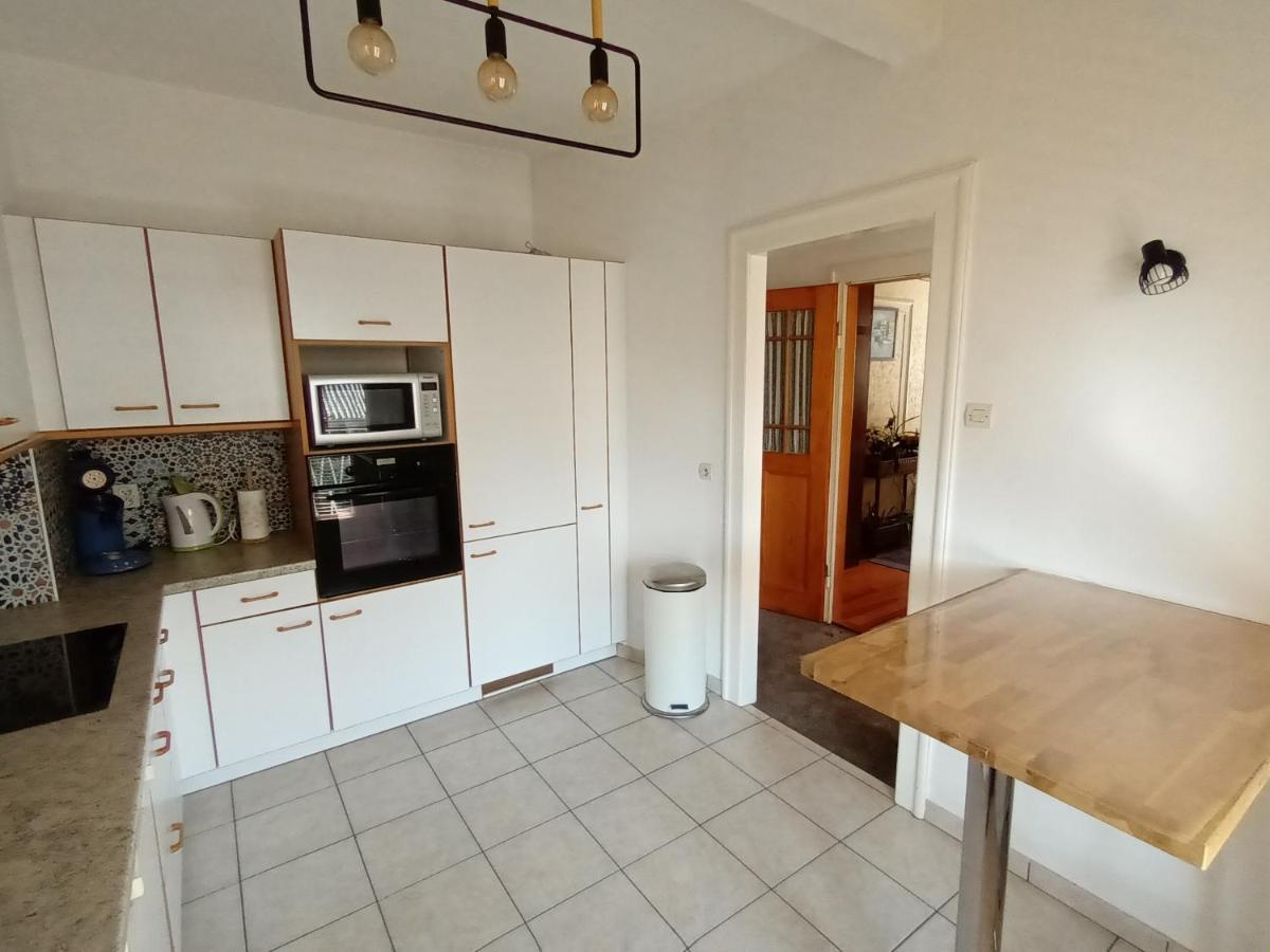 Apartamento Logis Le 18 Rose Estrasburgo Exterior foto