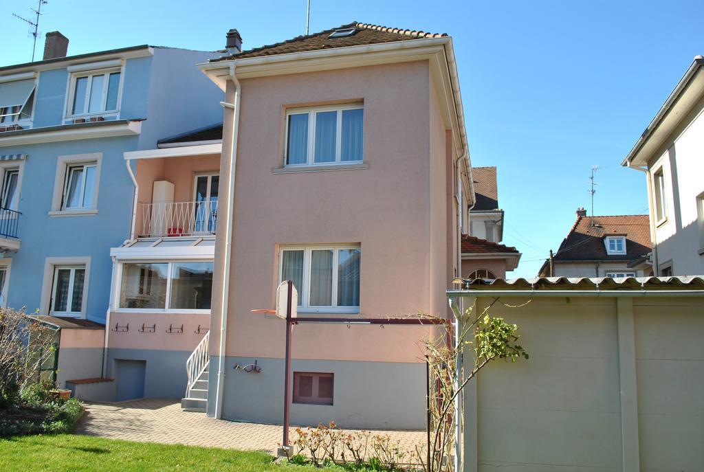 Apartamento Logis Le 18 Rose Estrasburgo Exterior foto