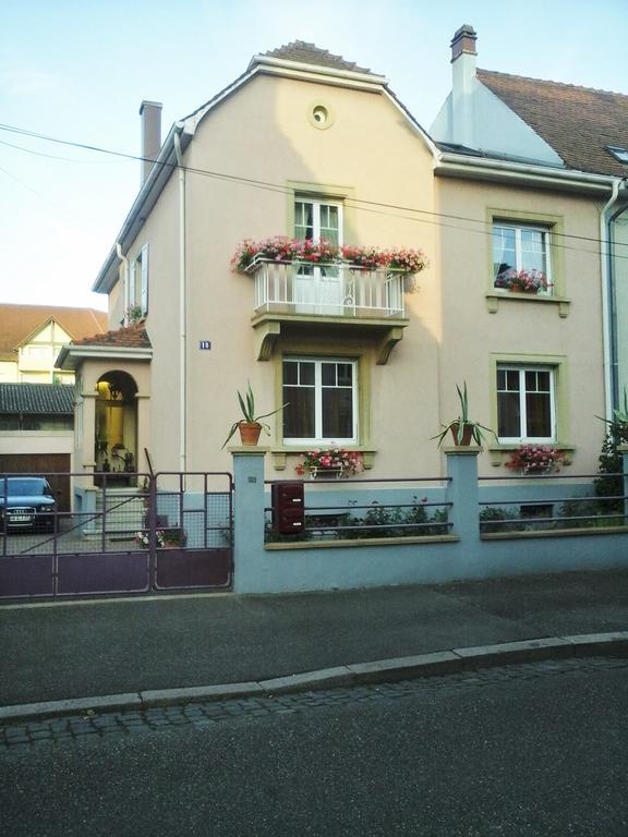 Apartamento Logis Le 18 Rose Estrasburgo Exterior foto